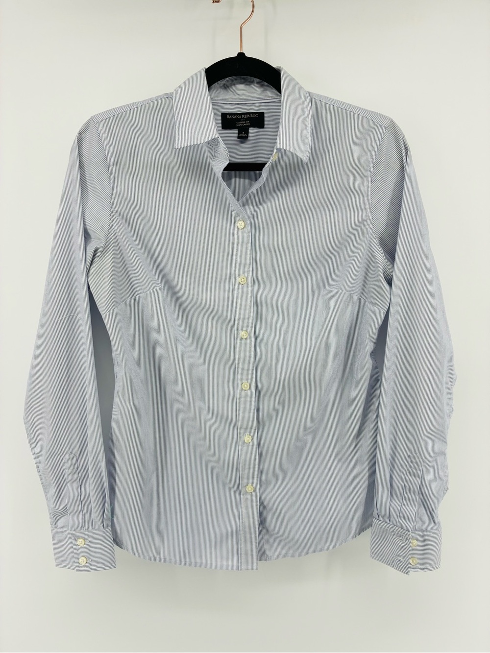 Banana Republic Tailored Fit Women’s Light Blue Pinstripe Button-Up Shirt